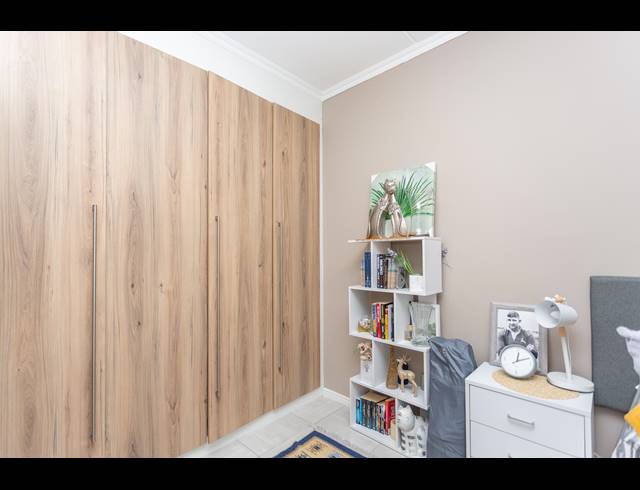 3 BEDROOM APARTMENT FOR SALE IN RICHWOOD